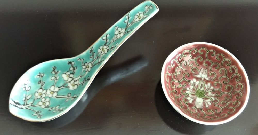 2 Peças de Louça Antiga de Macau: 1 Taça & 1 Colher - Como NOVAS!