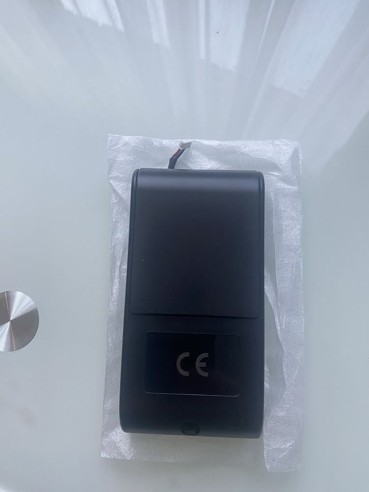 Hi-Tek Digital RFID і замок для шафи з клавіатурою