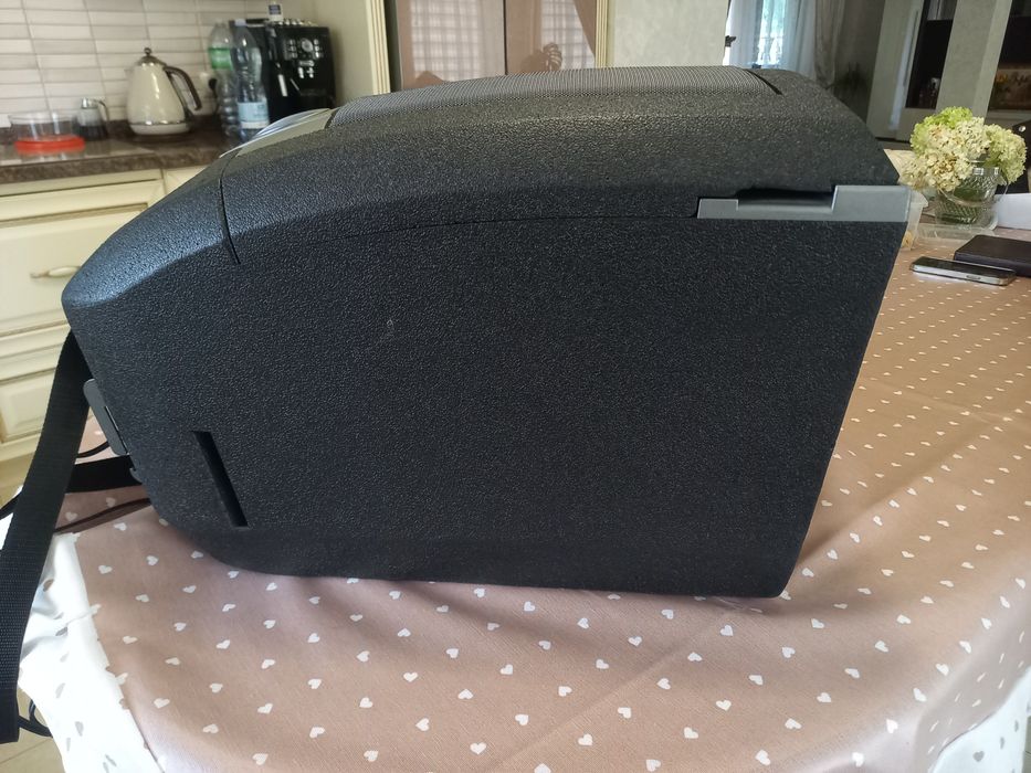 Холодильник автомобільний.