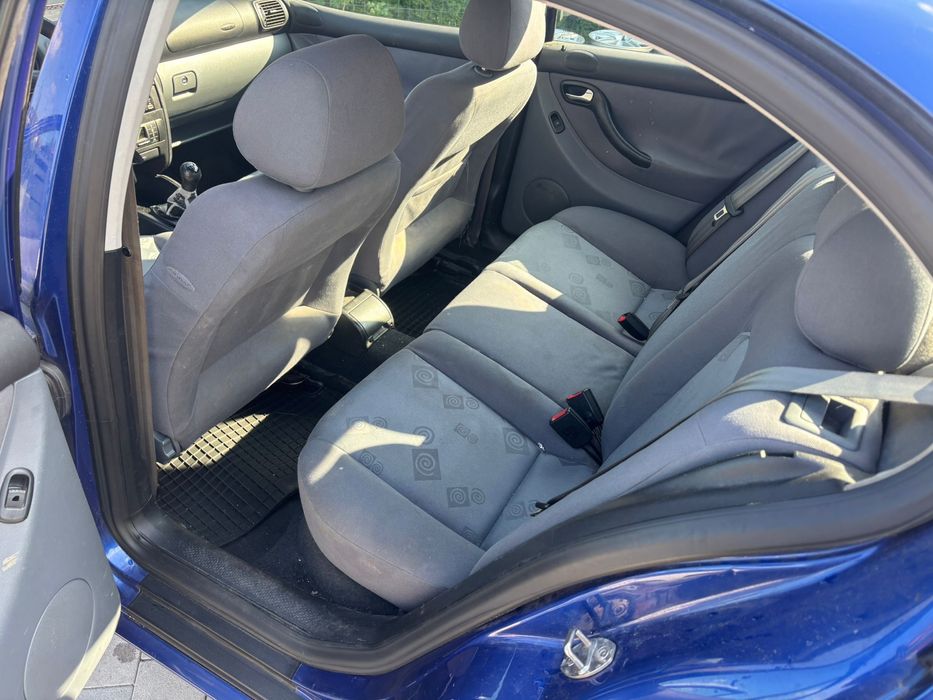 Seat Leon 1.6 105km benzyna okazja sprawny 2000