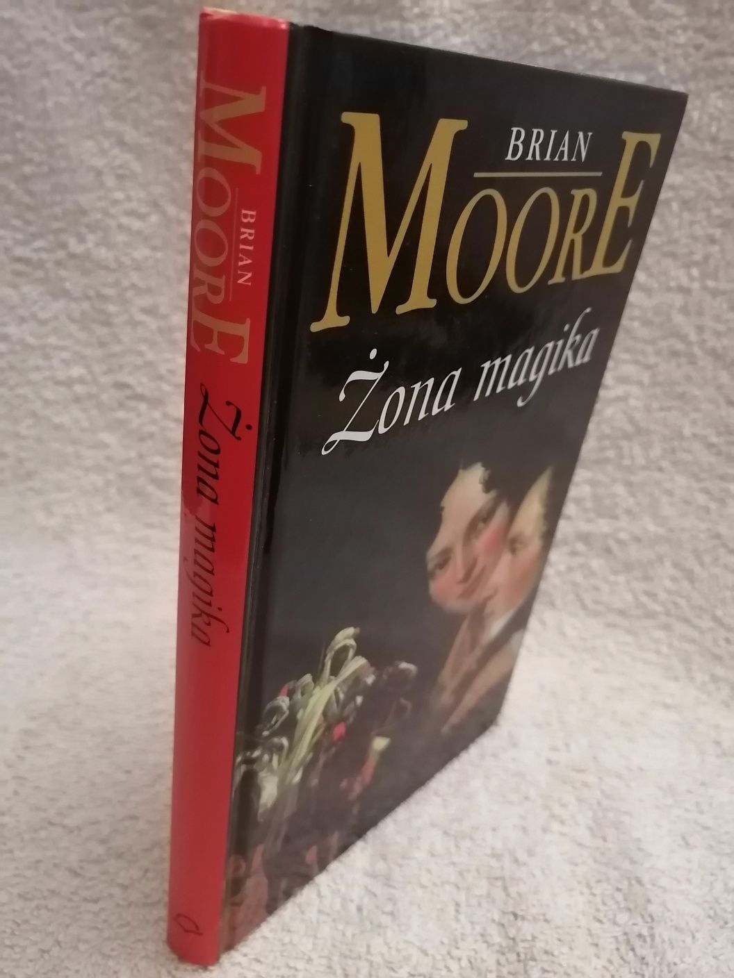 Żona magika, Brian Moore