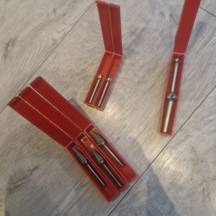 Zestaw Dormer 4 × pogłębiacze i 3 choinki