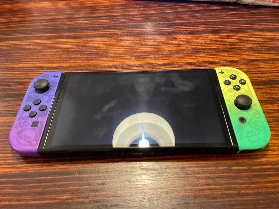 Nintendo Switch Oled Splatoon Limited Edition + Capa da Nintendo