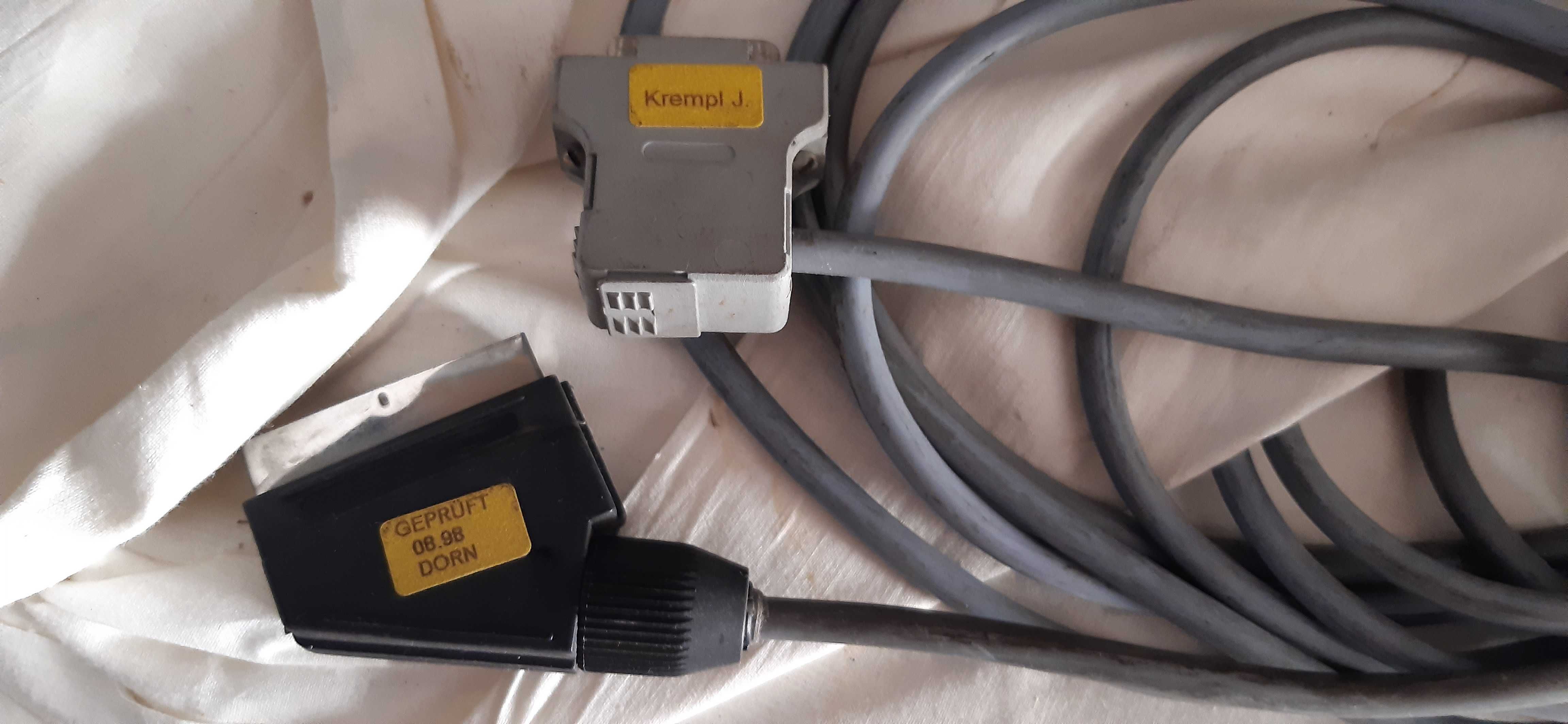 długi przewód kabel komputerowy z wyjściem euro