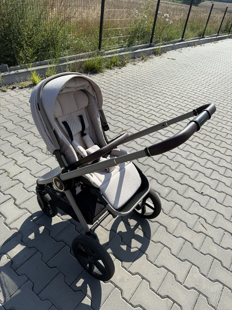 Wózek Venicci Upline