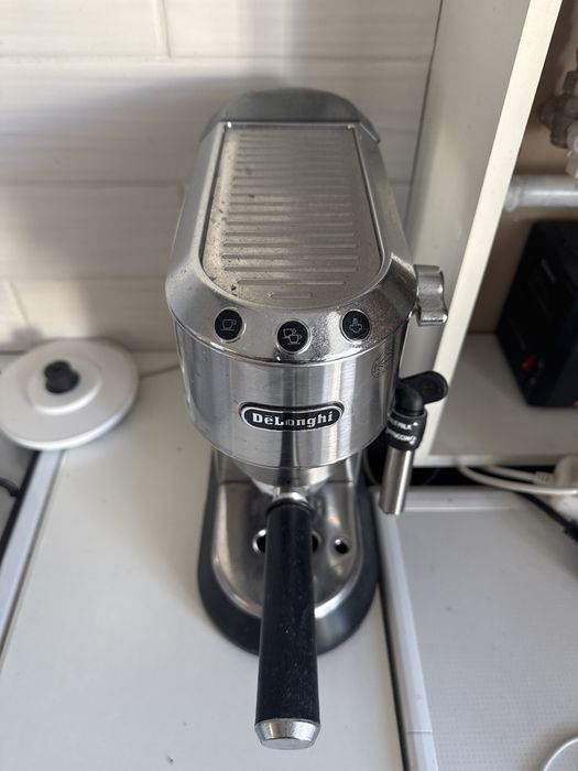 Кавоварка Delonghi