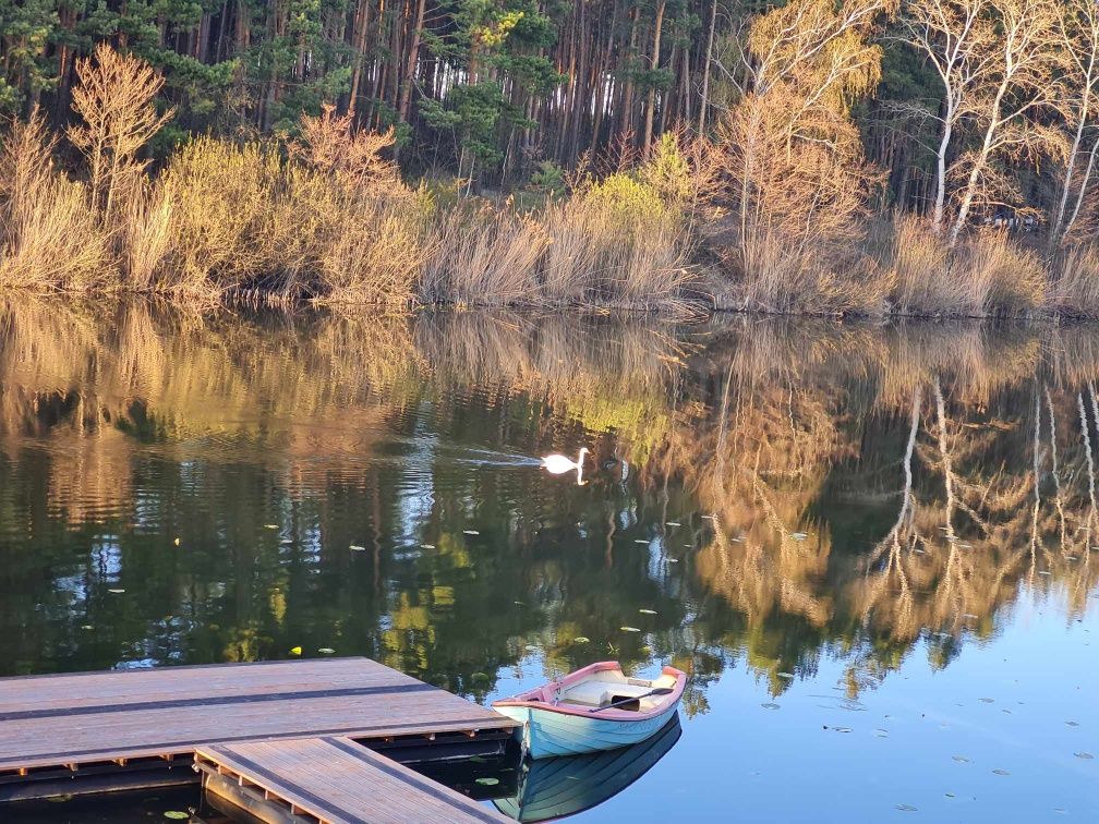 Domek w stylu góralskim z widokiem na jezioro  jacuzzi