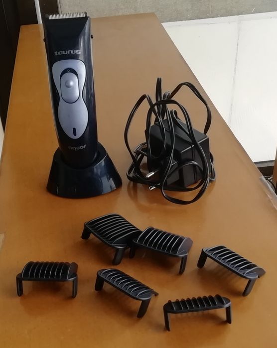 Máquina aparar barba