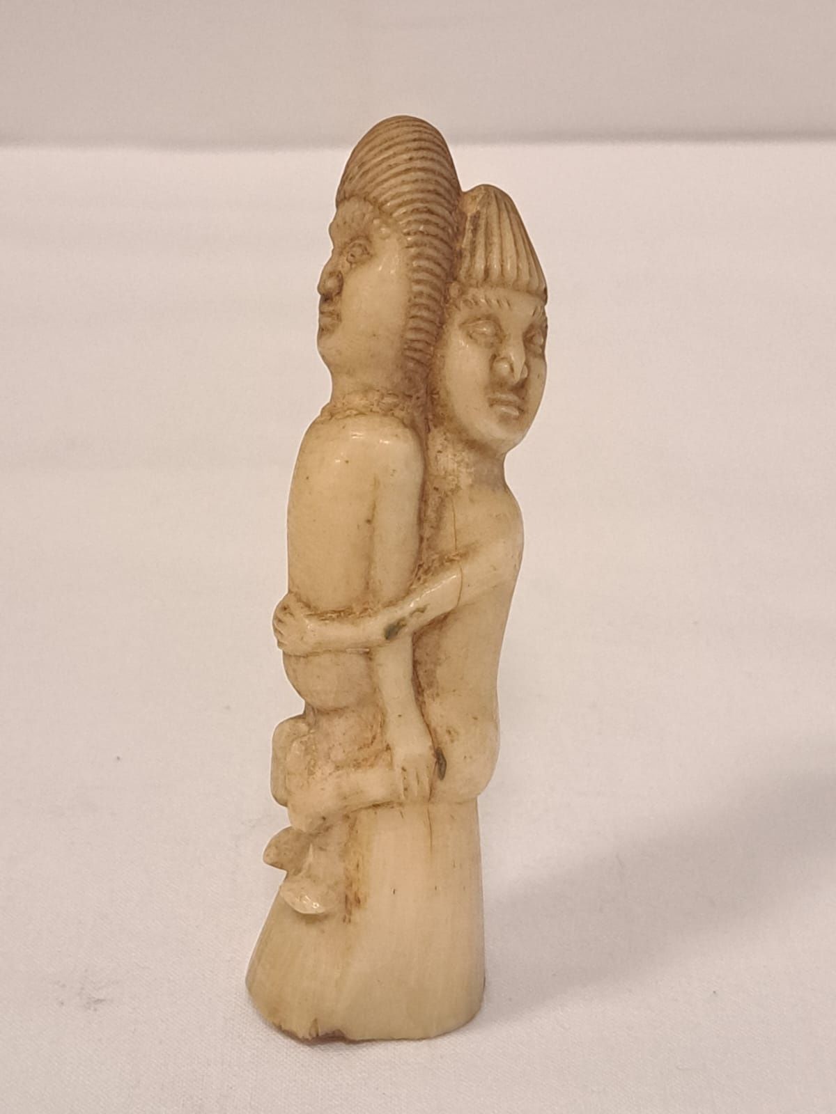 Escultura irótica antiga