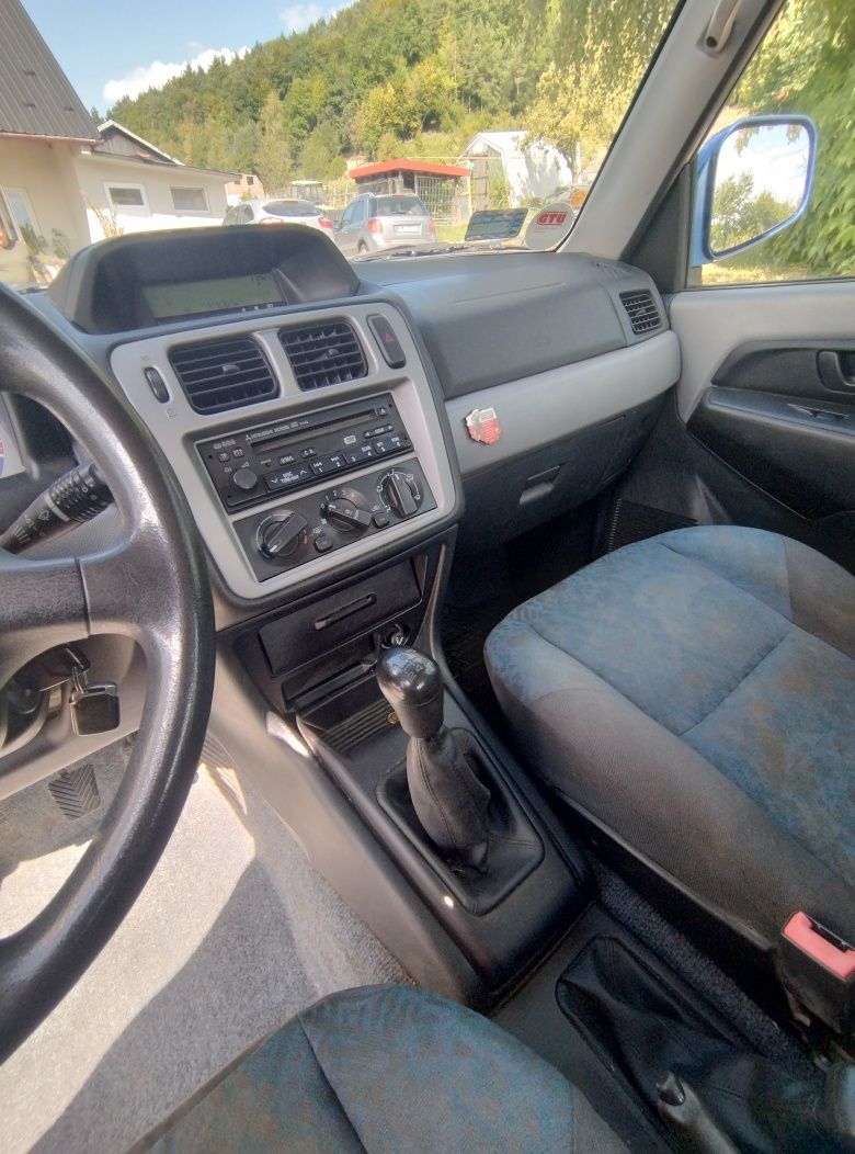 Pajero pinni 1.8 gdi