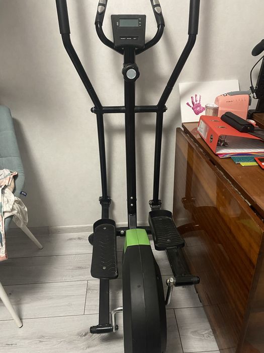 Орбітрек fit to sky