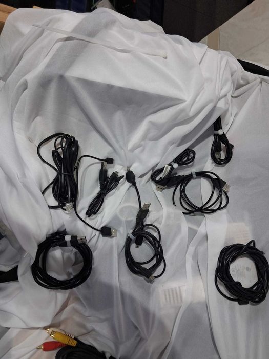 Vários Cabos Som Imagem