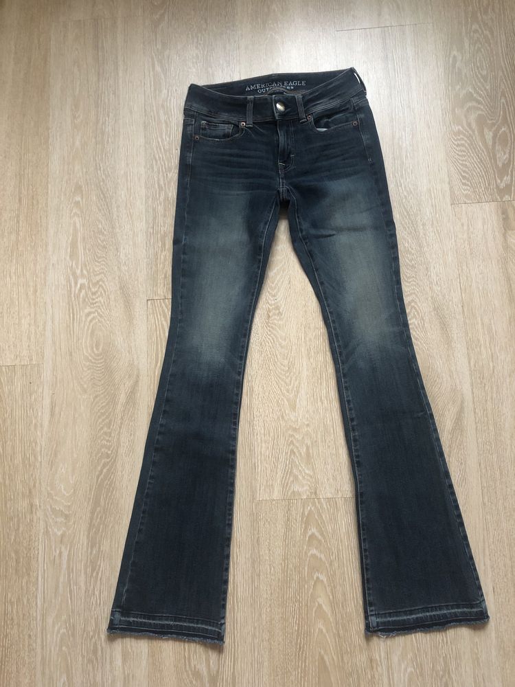 Джинсы  Levi's W 26 оригинал, джинсы American Eagle W 26