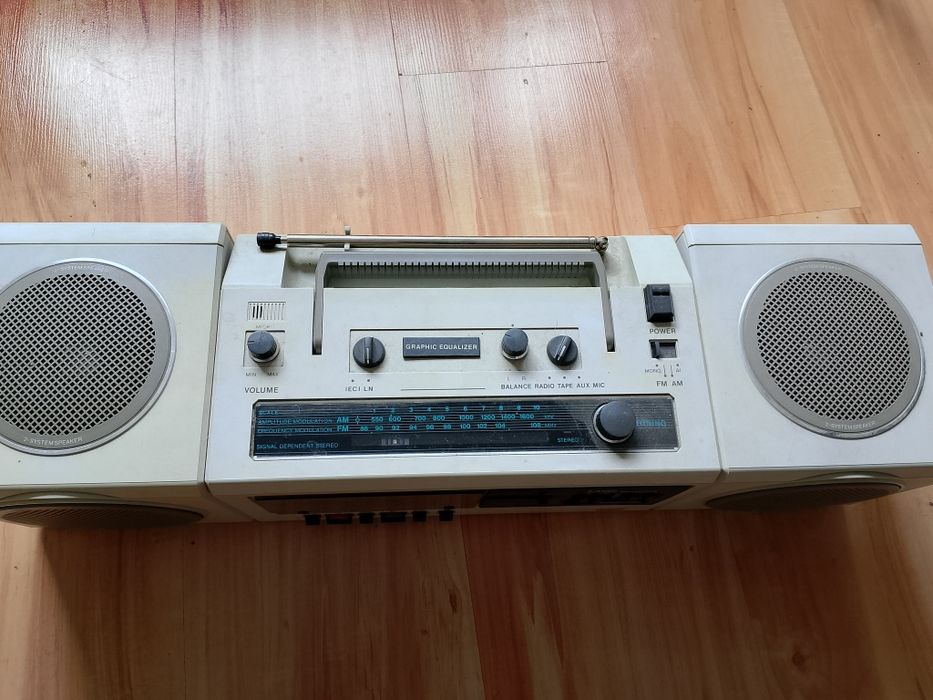 Magnetofon- Boombox
