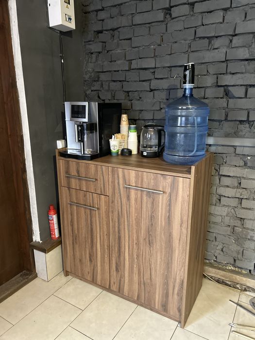 Комод в офіс або додому