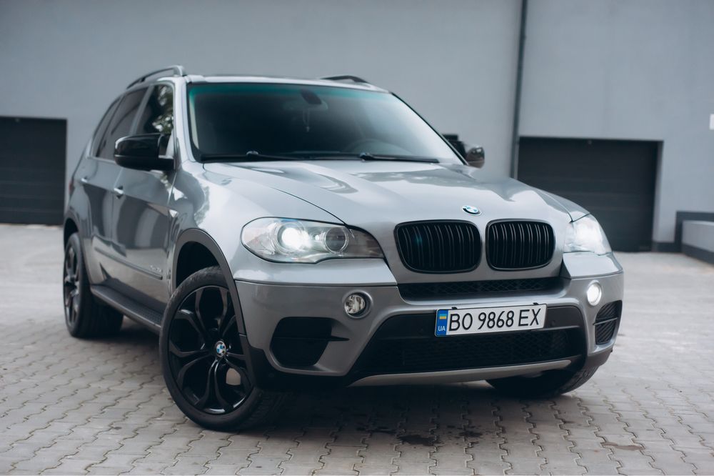 ТЕРМІНОВО BMW е70 2012 рік.