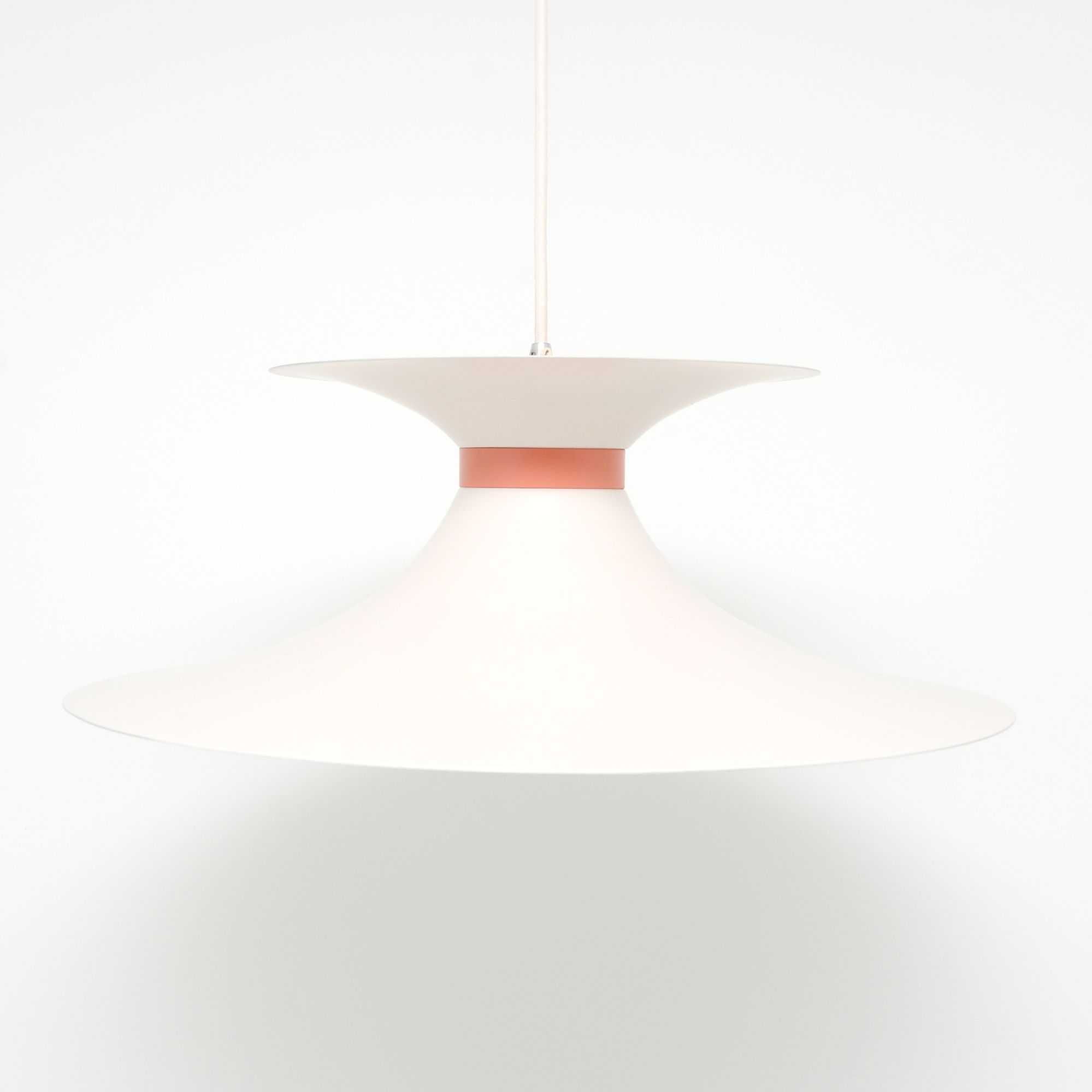 Skandynawska różowa lampa, Dania lata 70'te