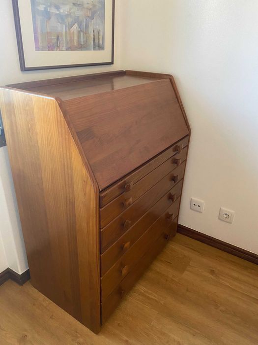 Escrivaninha (CERNE mobiliário)