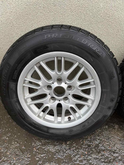 Колёса на БМВ в очень хорошем состоянии 2 месяца в использовании