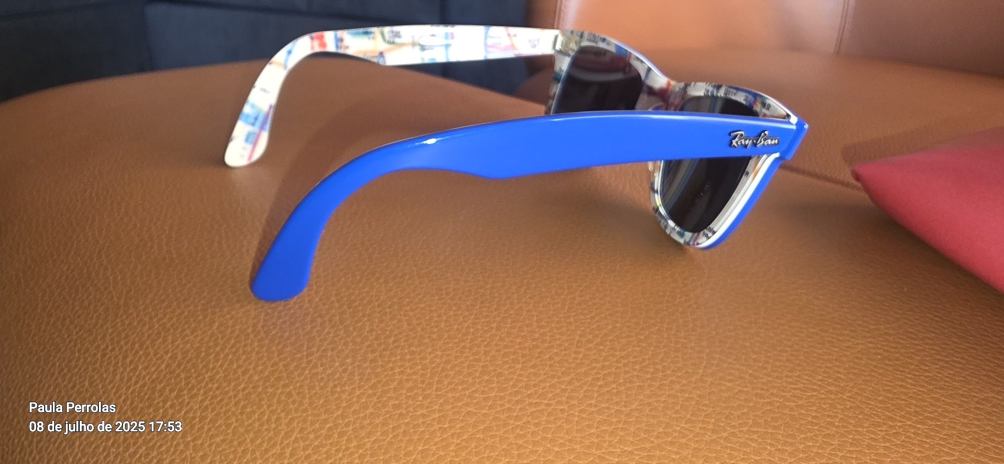 Óculos de senhora, como novos, com ótimas lentes.