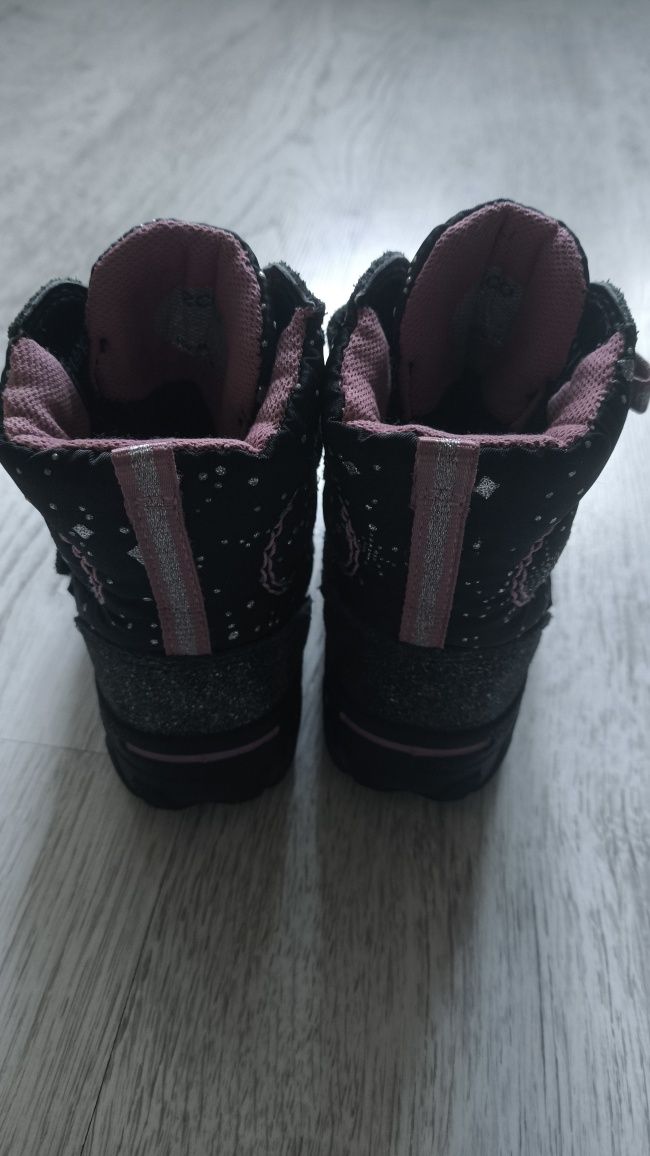 Buty dziecięce Ecco zimowe buciki kozaki dziewczęce 20