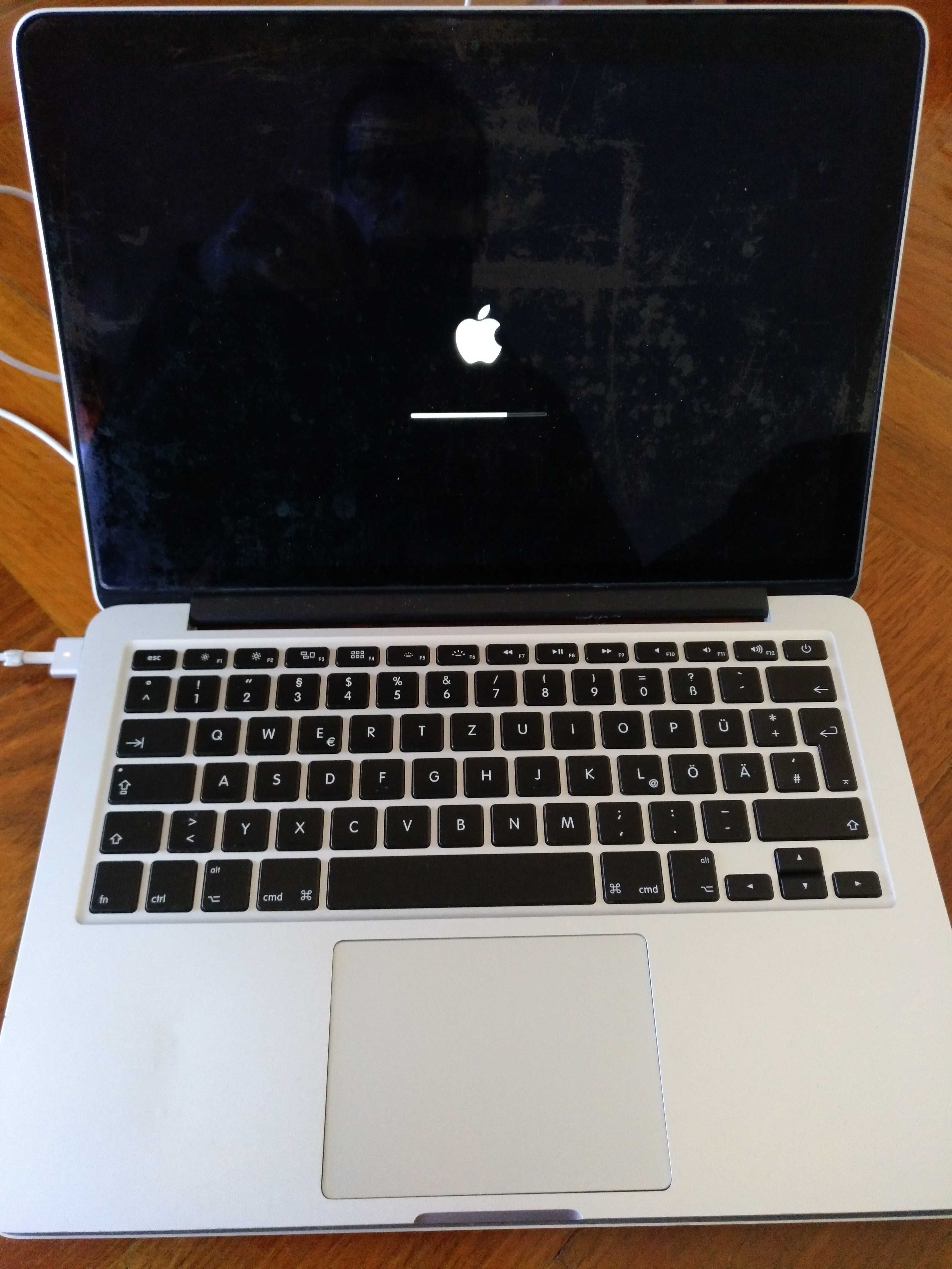 Apple Macbook Pro Retina A1425 de 2012 avariado para peças