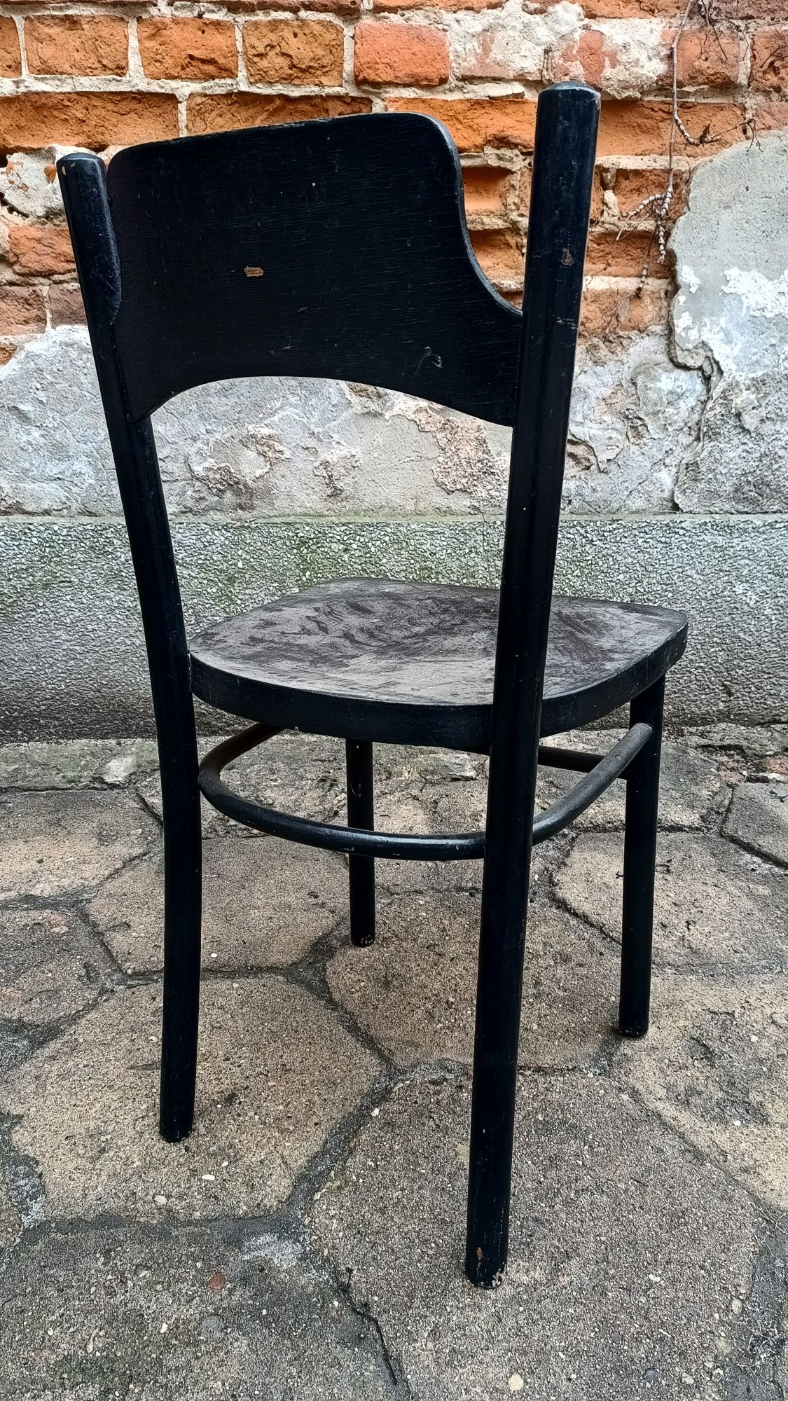Krzesło gięte Radomsko farba czarne PRL drewno klasyka