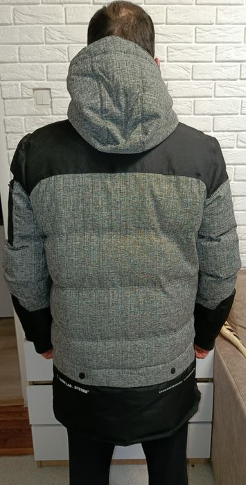 Продам зимову куртку