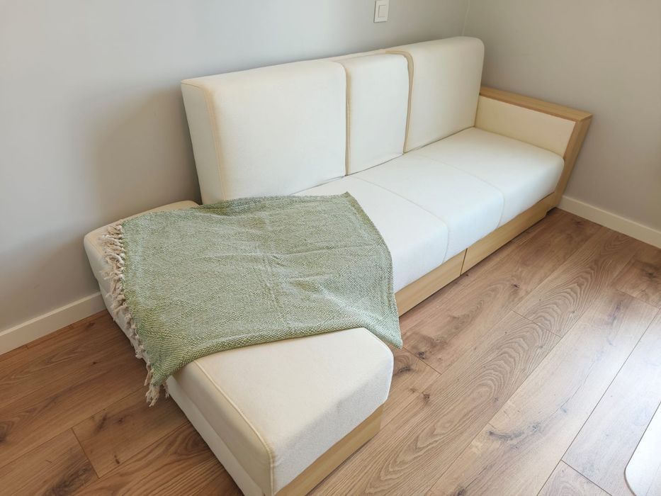 Sofá cama com arrumação