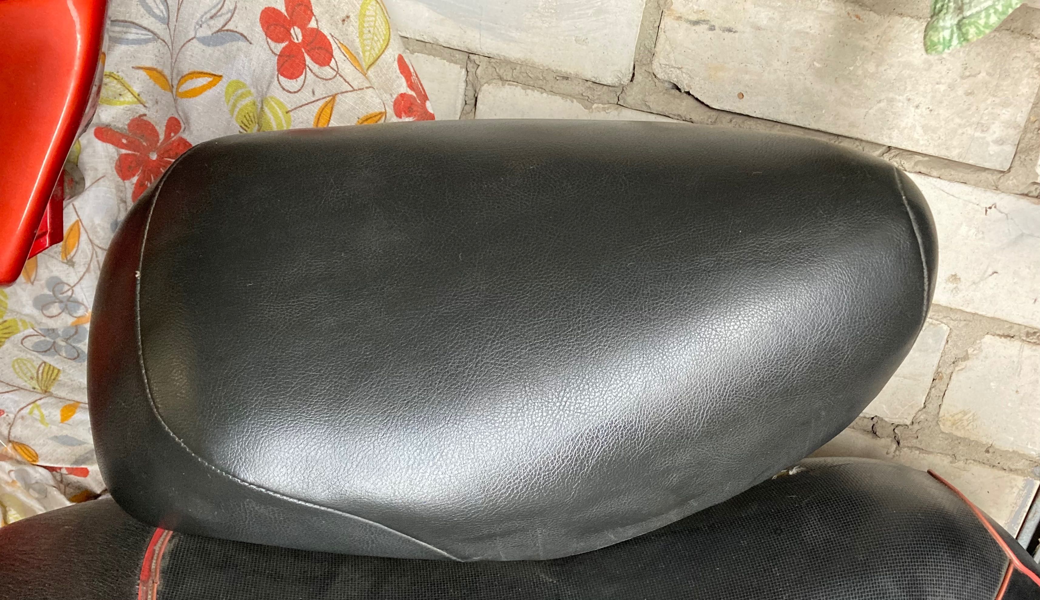 Yamaha Mint сидіння