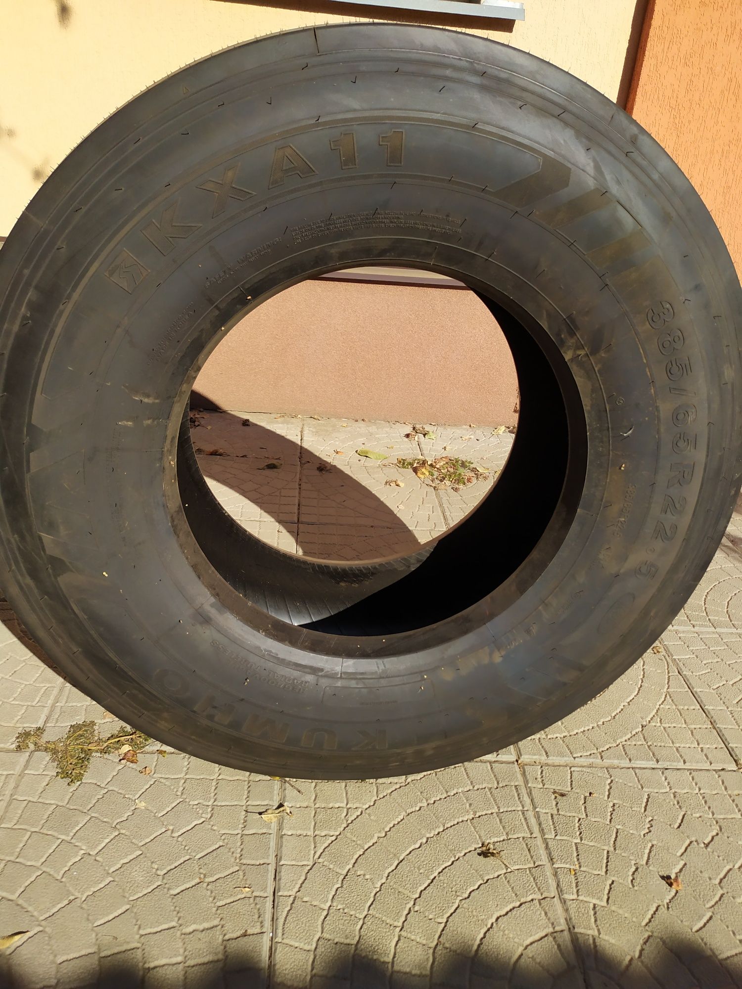 Резина грузовая Шины Kumho KXA11 прицеп рулевая 385/65 R22.5 164K Нова