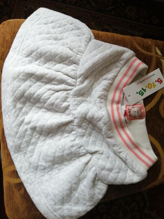 Nowa ciepła spódniczka Hellow Kitty 5.10.15 rozm 86