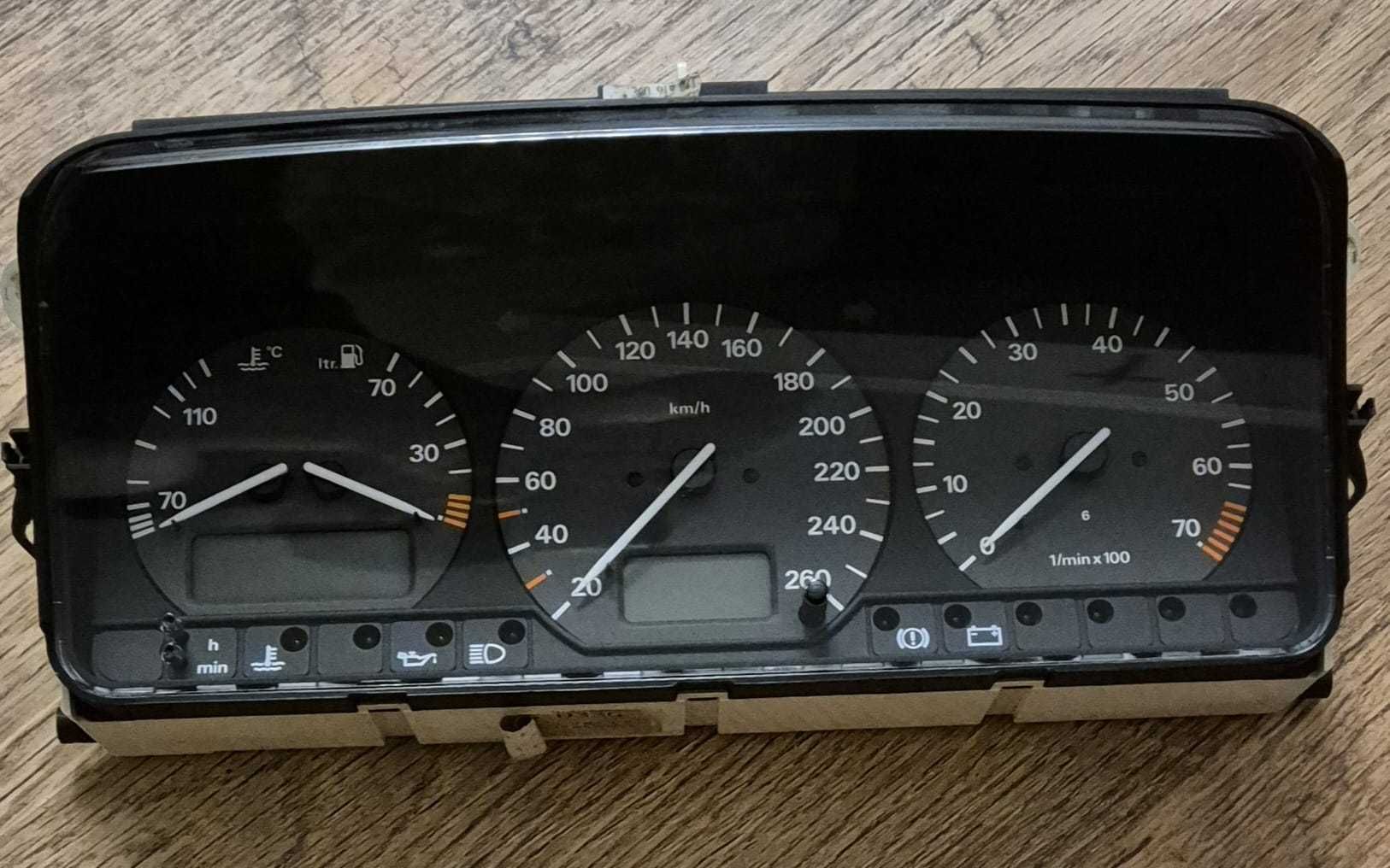 Licznik Zegary VW PASSAT B4 (93-97r.) 2,8 VR6 Oryginalny MOTOMETER
