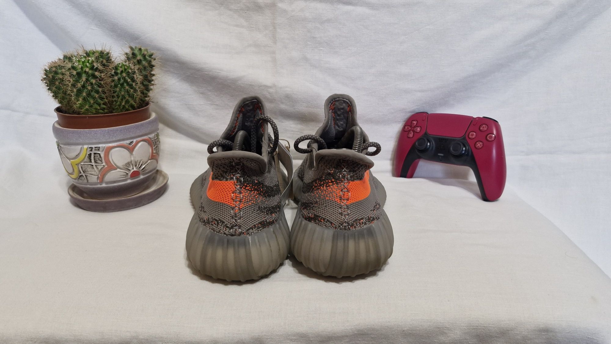 Кросівки Adidas Yeezy Boost 350 V2.Beluga.Розмір 42