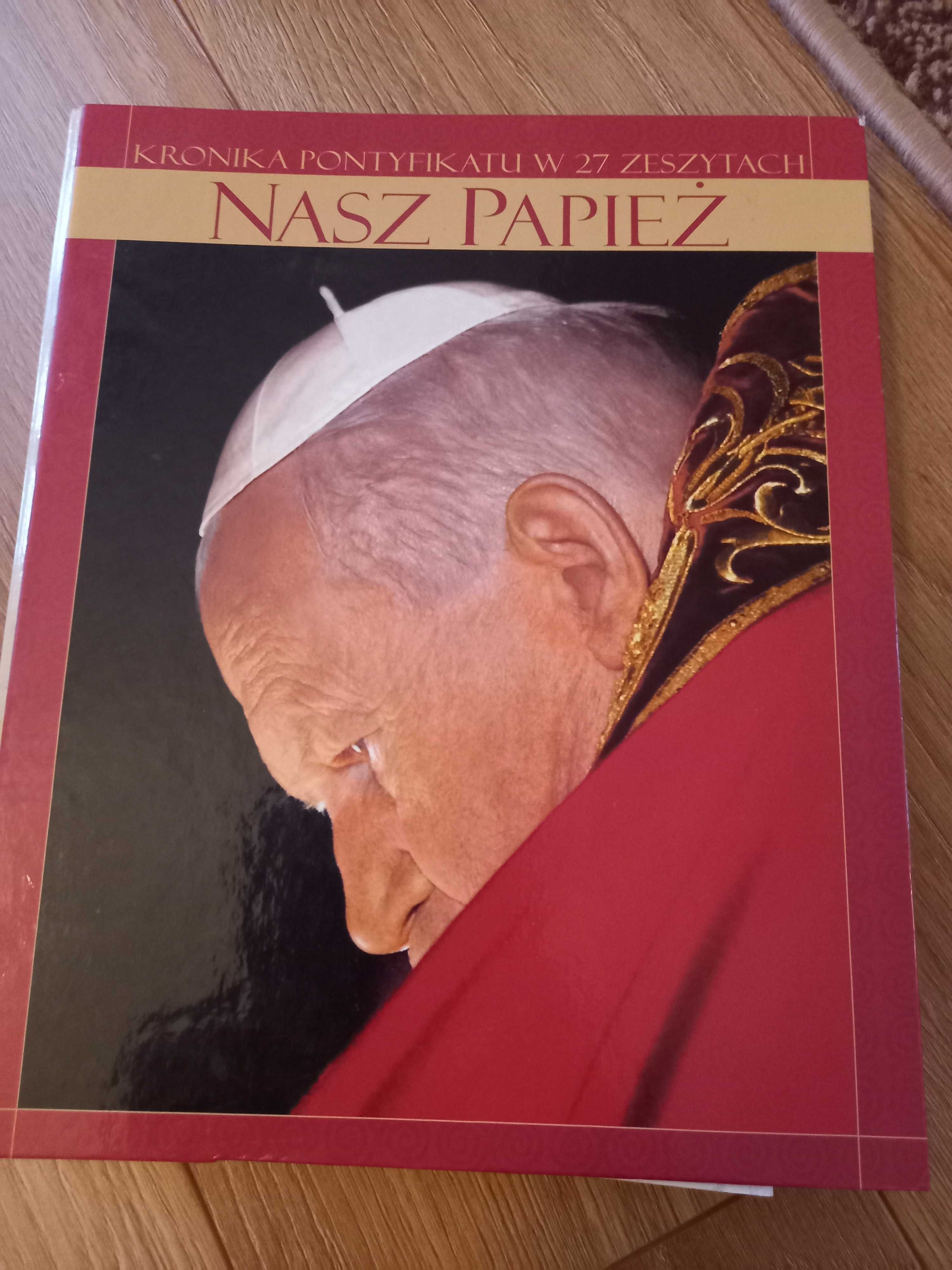 Jan Paweł II segregator: kronika pontyfikatu