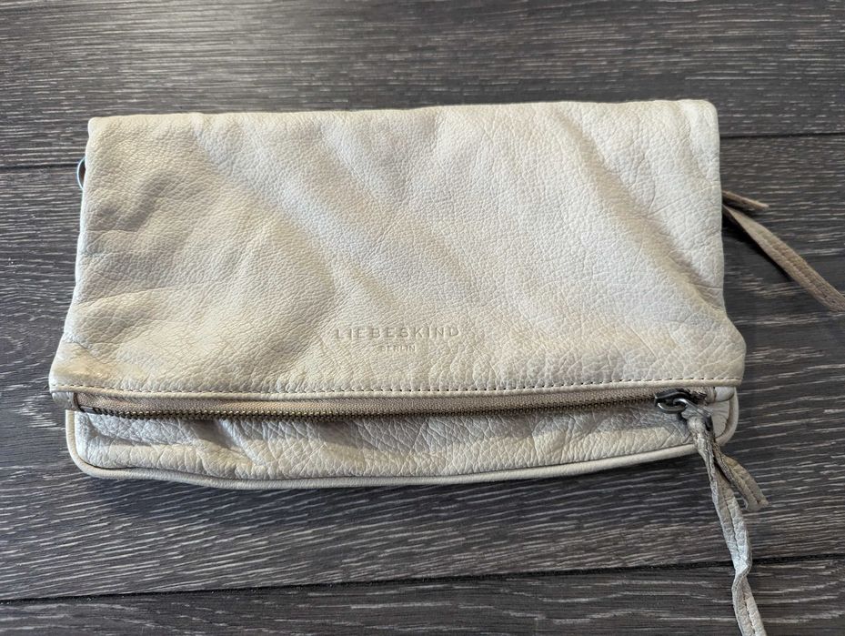 cross body сумка шкіряна Liebeskind