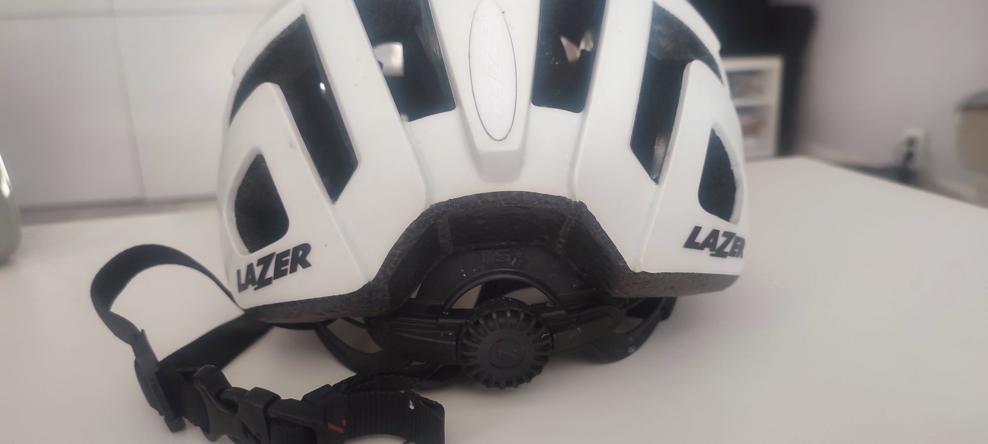 Kask rowerowy 52-56 cm