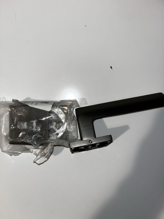 klamki do drzwi wewnetrznych