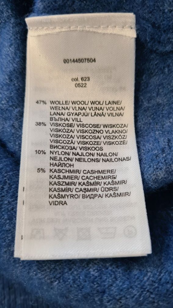 Sweter McNeal 5% Kaszmir. 47% Wełna. Rozmiar S / M. Niebieski