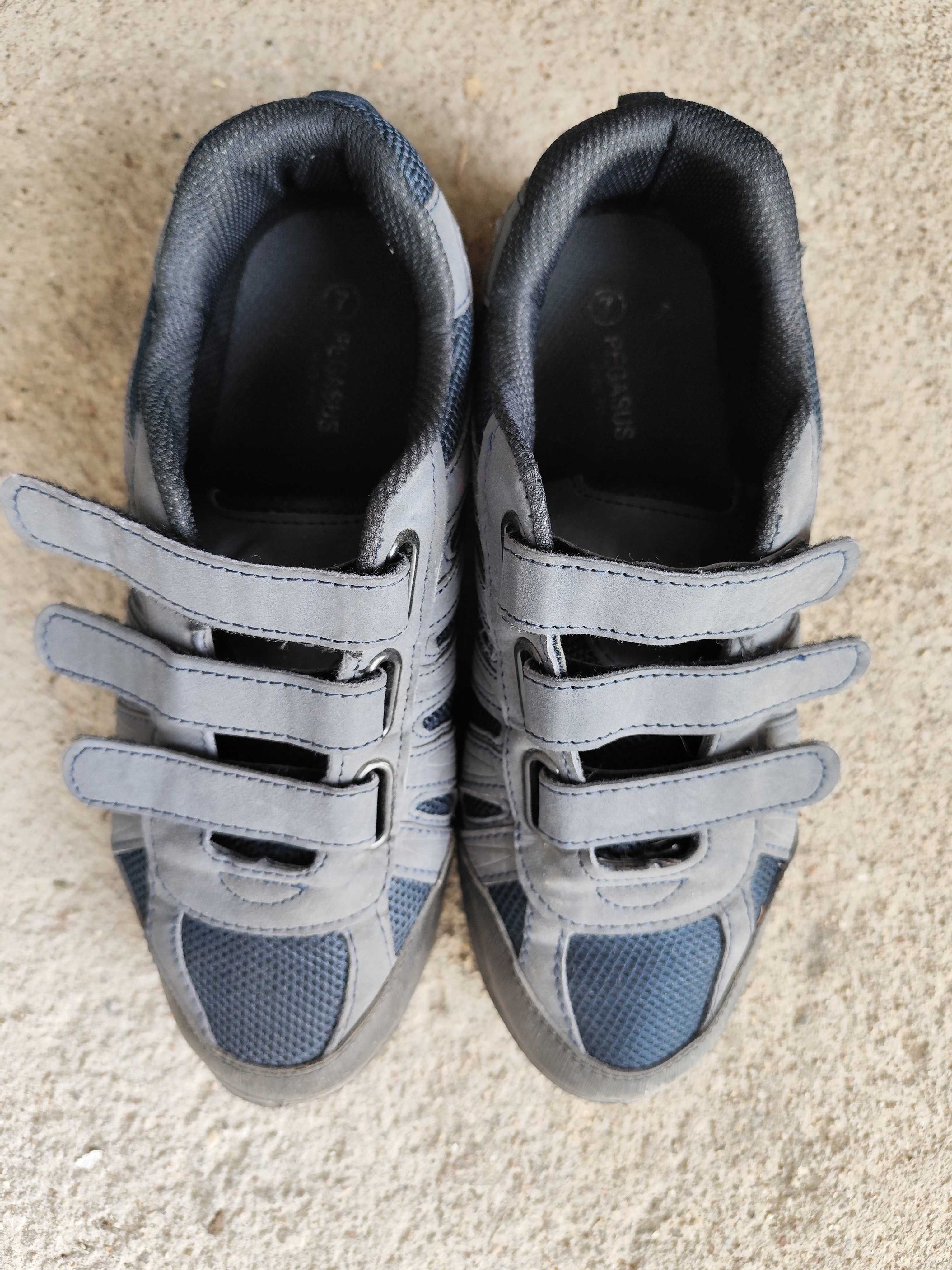 Buty męskie na rzepy adidasy