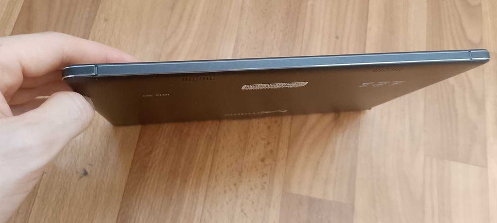 Планшет Matrix 1016 3G 24х16,5 см рабочий без дефектов, аккум живой