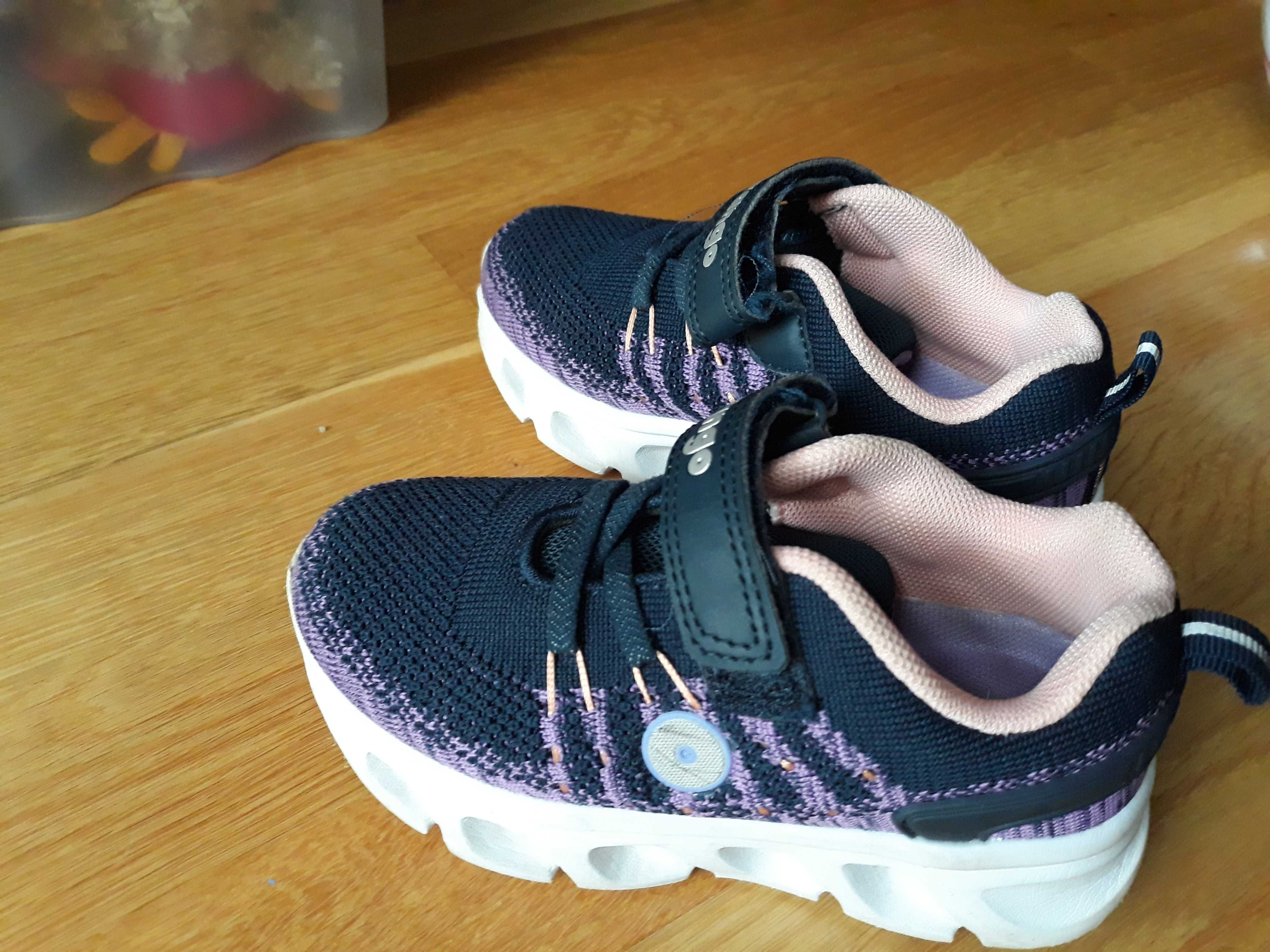Świecące buty dziecięce rozmiar 27