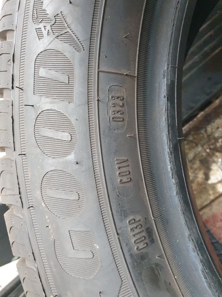 215/60/17 c  Goodyear 23r komplet 1500 zl