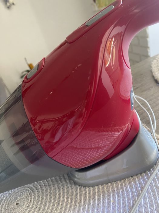 Ручний пилосос Black + Decker NVB115WA