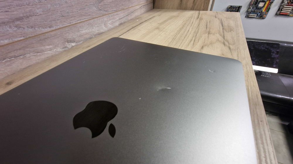 Apple MacBook Air A2337 M1/16GB/256GB W pełni sprawny! GW