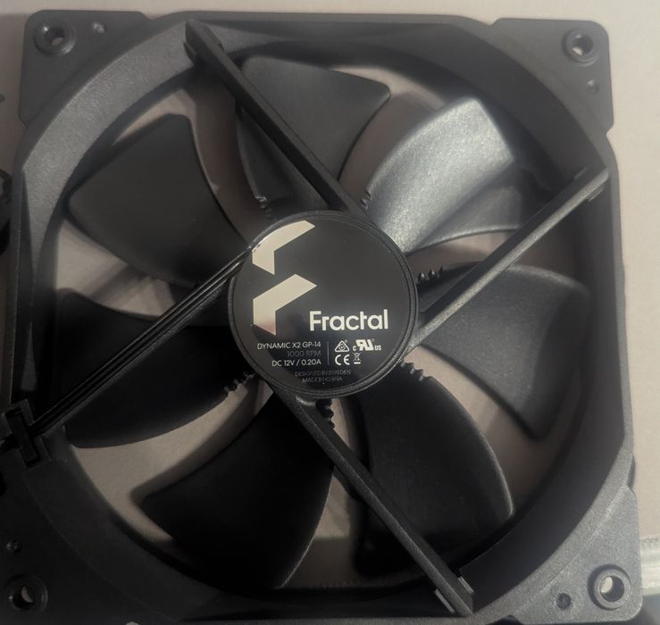 Wentylator Fractal dynamic X2 GP-14