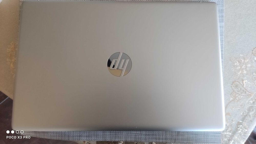 Laptop HP 17-cn1053cl