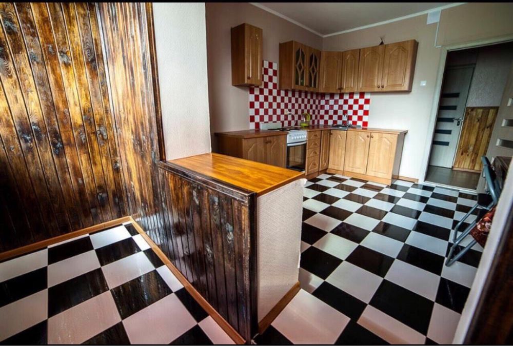 Телефонуйте! Гарний Хостел! Київ! Осокорки! Позняки! Харківська!