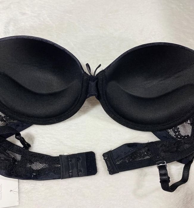 Бюстгалтер з невеликим пуш-ап 90В