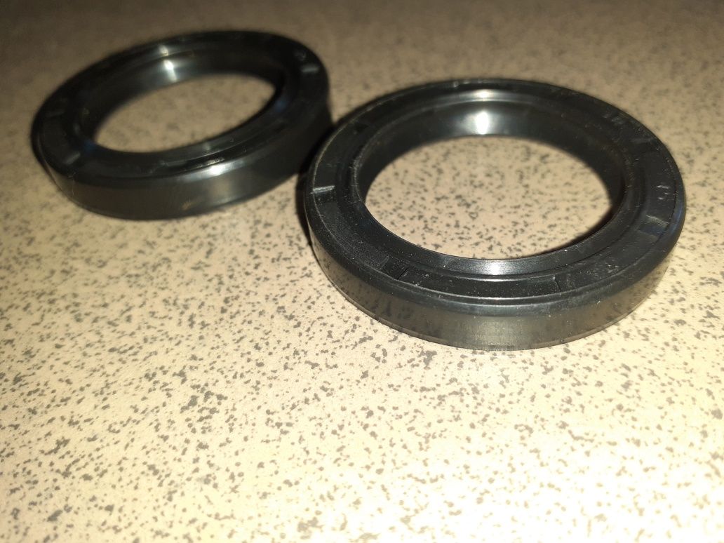 Nowe uszczelniacze lag zawieszenie wsk kos perkoz 32/45/7